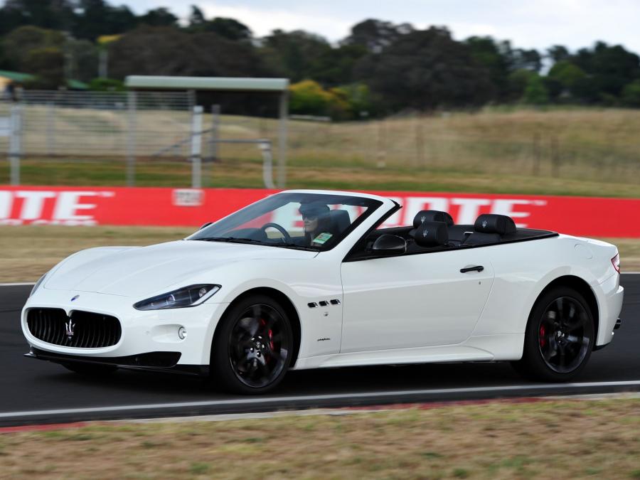  Maserati GranCabrio Sport 2011 года  (AU) (фото 13 из 18)